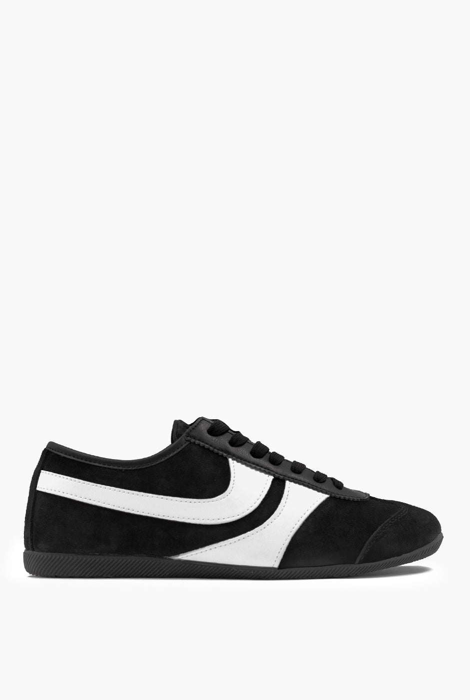 Sneakers Black & White
