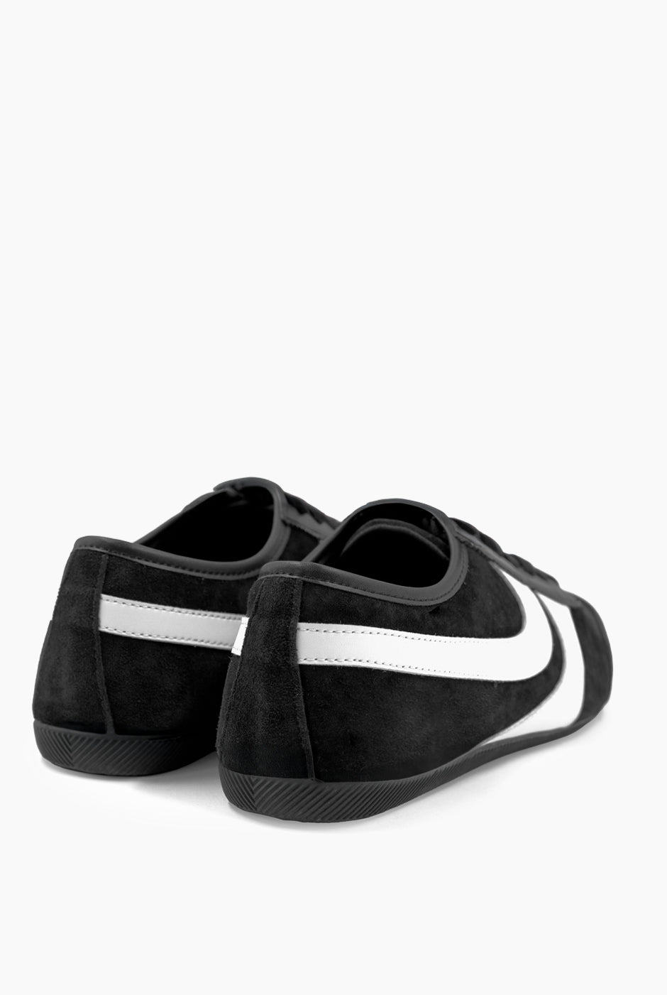 Sneakers Black & White